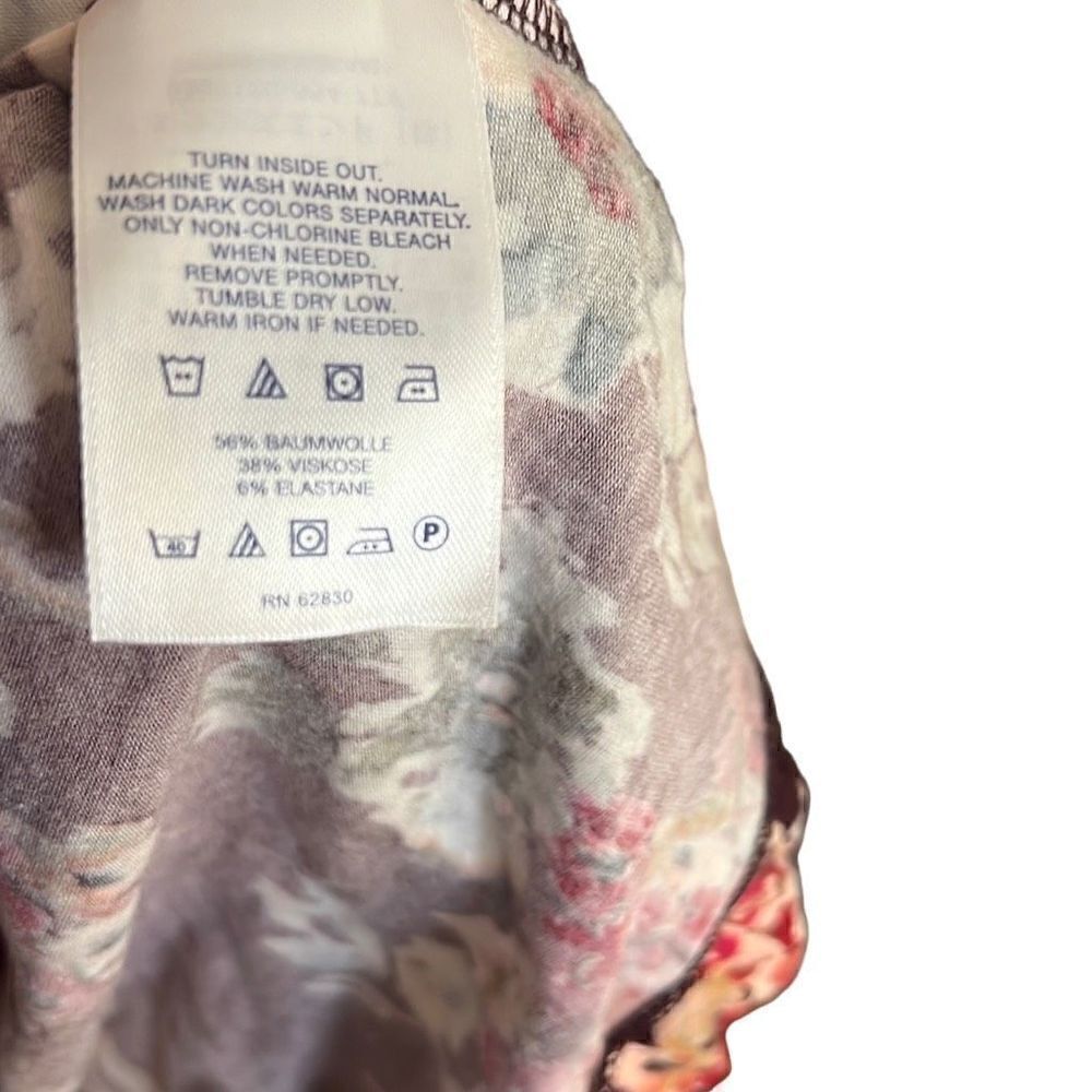Lands' End Floral Top - Picture 8 of 10